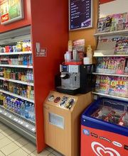 star Tankstelle Bild 9