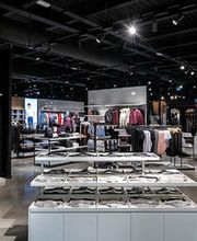 Calvin Klein Outlet immagine 4