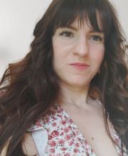 Esther Piron image 1