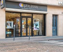 Optic 2000 image 13
