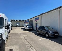 Rent A Car image 18