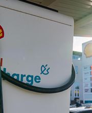 Shell Recharge Charging Station Bild 4