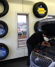 Valley Auburn Quick Lube and Tire Center image 7