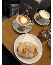 Roseli Café & Bar Bild 18