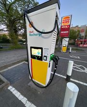 Shell Recharge Charging Station Bild 1