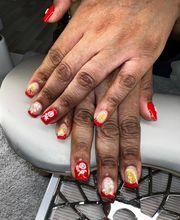 Hélène beauté nails image 1