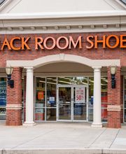 Exterior Shot of Store/Building (Wide Shot)