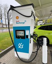 Shell Recharge Charging Station Bild 2