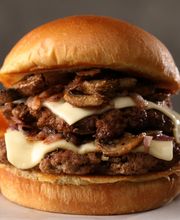 Hickory Tavern image 11