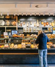 Junge Die Bäckerei. Bild 3