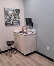 River Oak Vet image 9