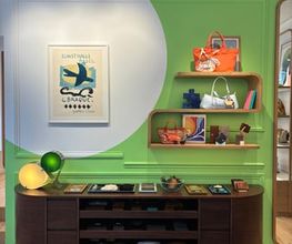 Longchamp image 5
