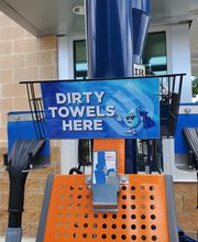 BlueWave Express Car Wash Uvalde image 5