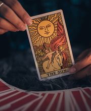 Zukunftsblick - Wahrsagen, Hellsehen & Kartenlegen Bild 4