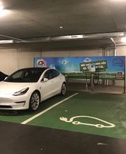 Shell Recharge Charging Station Bild 1