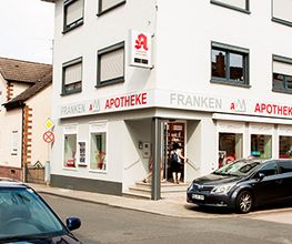 Aussenansicht der Franken-Apotheke