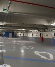 bornes de recharge électrique parking Haussmann Berri à Paris