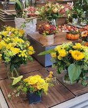 Carrément Fleurs - Fleuriste Feurs 42 - Livraison de fleurs à domicile image 10