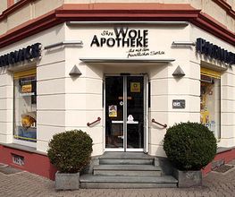 Aussenansicht der Wolf-Apotheke