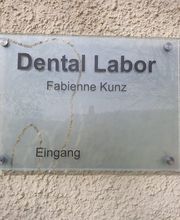 Dental Labor Bild 7