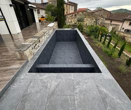R Construction image 8