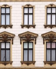 Denkmalfenster in Standardmaßen und individuellen Anfertigungen. 
Hochwertige Holztüren und Holzfenster in Thüringen. Die FEBAG Holzfenster & Holztüren GmbH mit Sitz in Geratal, Thüringen.