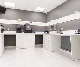 Opticien LAVAL- GRENOUX Optical Center image 5