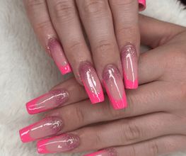 Noemi Nails & Beauty - Biasca Bild 5