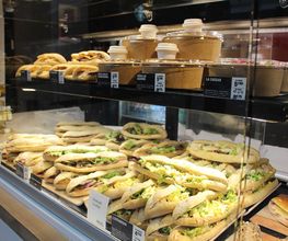 FLUNCH Traiteur Cholet image 13