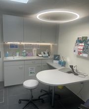 amavita-apotheke-chur-service-room