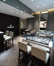 Hublot Paris Pierre Charron Boutique image 4