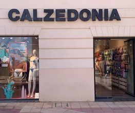 Calzedonia image 1