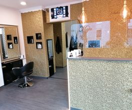 Salon Maju Bild 20