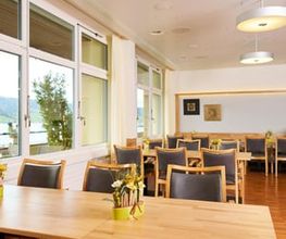 Zentrum Breiten Bild 6