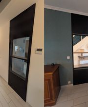 S.J. Jardins image 1