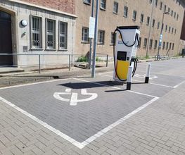 Shell Recharge Charging Station Bild 3