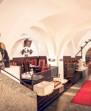 Schlosshotel Neufahrn e.K. Bild 3