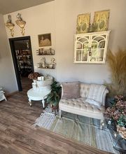 Provenance Elaine Valentin Bild 8