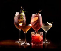 MAIN COURSE Food & Drinks Bild 10