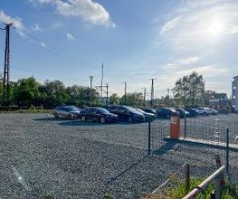 Parkplatz Bahnhof Barther Str. Bild 2