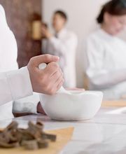 China-MedCare - Dr. Fang CHAN-Dewar Bild 11