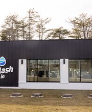 Get a car wash at Splash In located at 24755 Gum Spring Road, Chantilly, VA!
