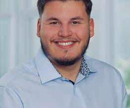 portraitSq