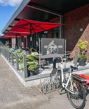 Junge Die Bäckerei. Bild 2