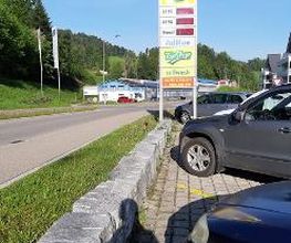 AGROLA TopShop & CarWash Bild 1
