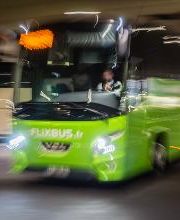 intérieur du parking Bercy Autocars à Paris