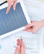 Lohnabrechnung laufende Geschäftsvorfälle