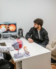 Dr. Zaben Òptics & Audiologia imagen 13