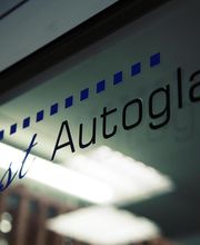 junited AUTOGLAS Leipzig-Neulindenau Bild 6