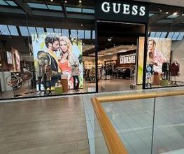 GUESS immagine 6